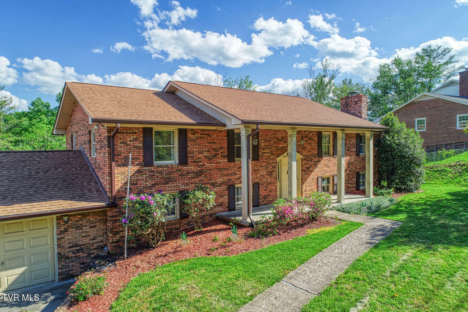 Property Photo: 2653 Suffolk Street TN 37660