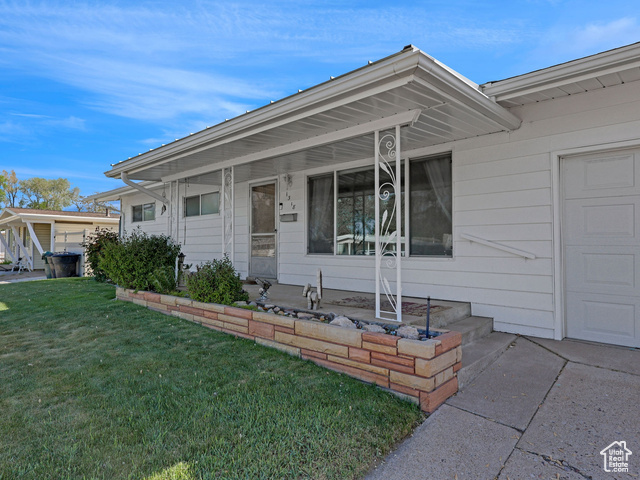 Property Photo: 1318 N 300 W UT 84015