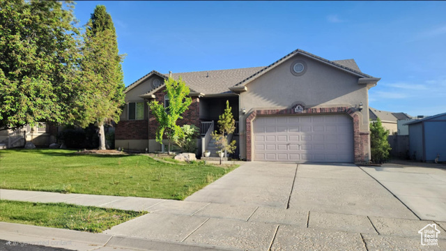 Property Photo: 3373 W 4375 S UT 84401