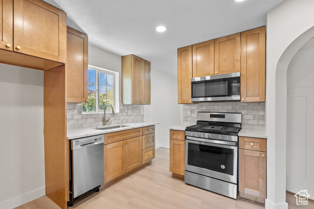 Property Photo: 1946 S 1400 E UT 84105