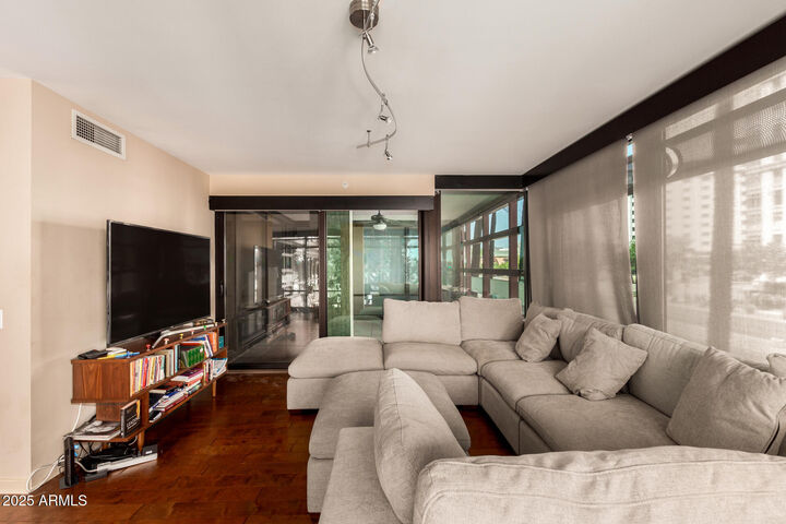 Property Photo:  4808 N 24th Street 204  AZ 85016 