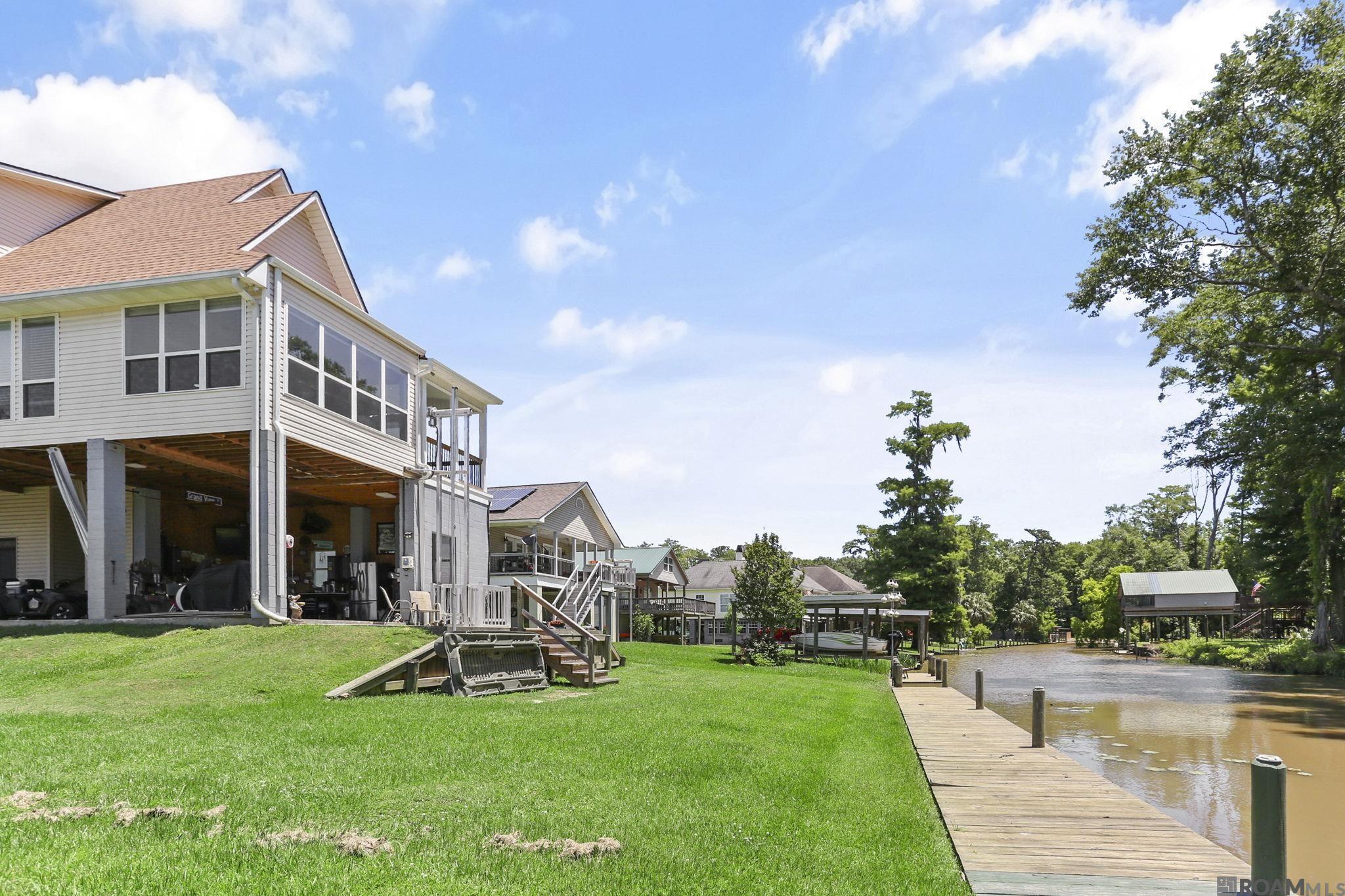 Property Photo: 14442 Samantha Dr LA 70726