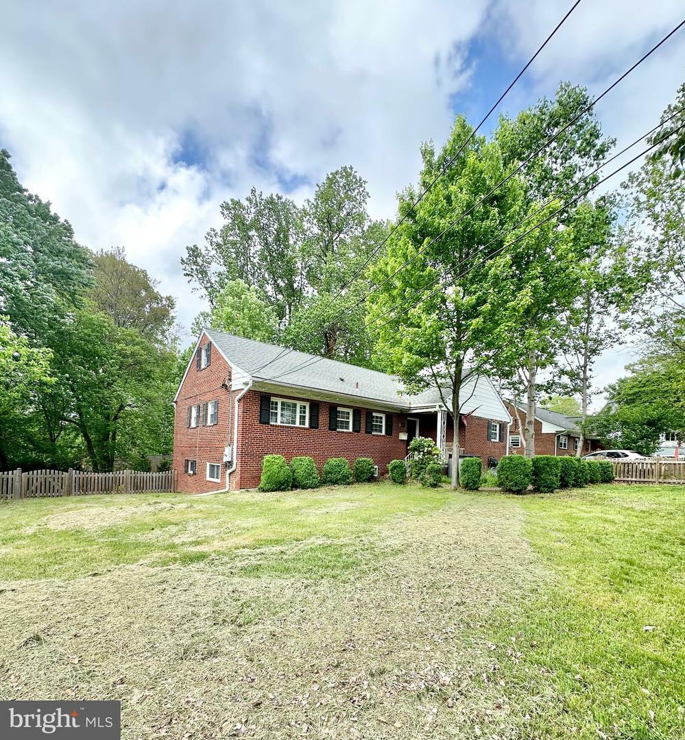 Property Photo: 3066 Valley Lane VA 22044