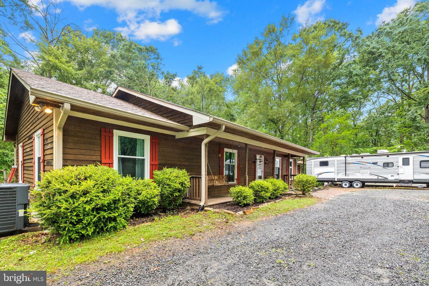 Property Photo:  201 Hartlake Drive  VA 22406 