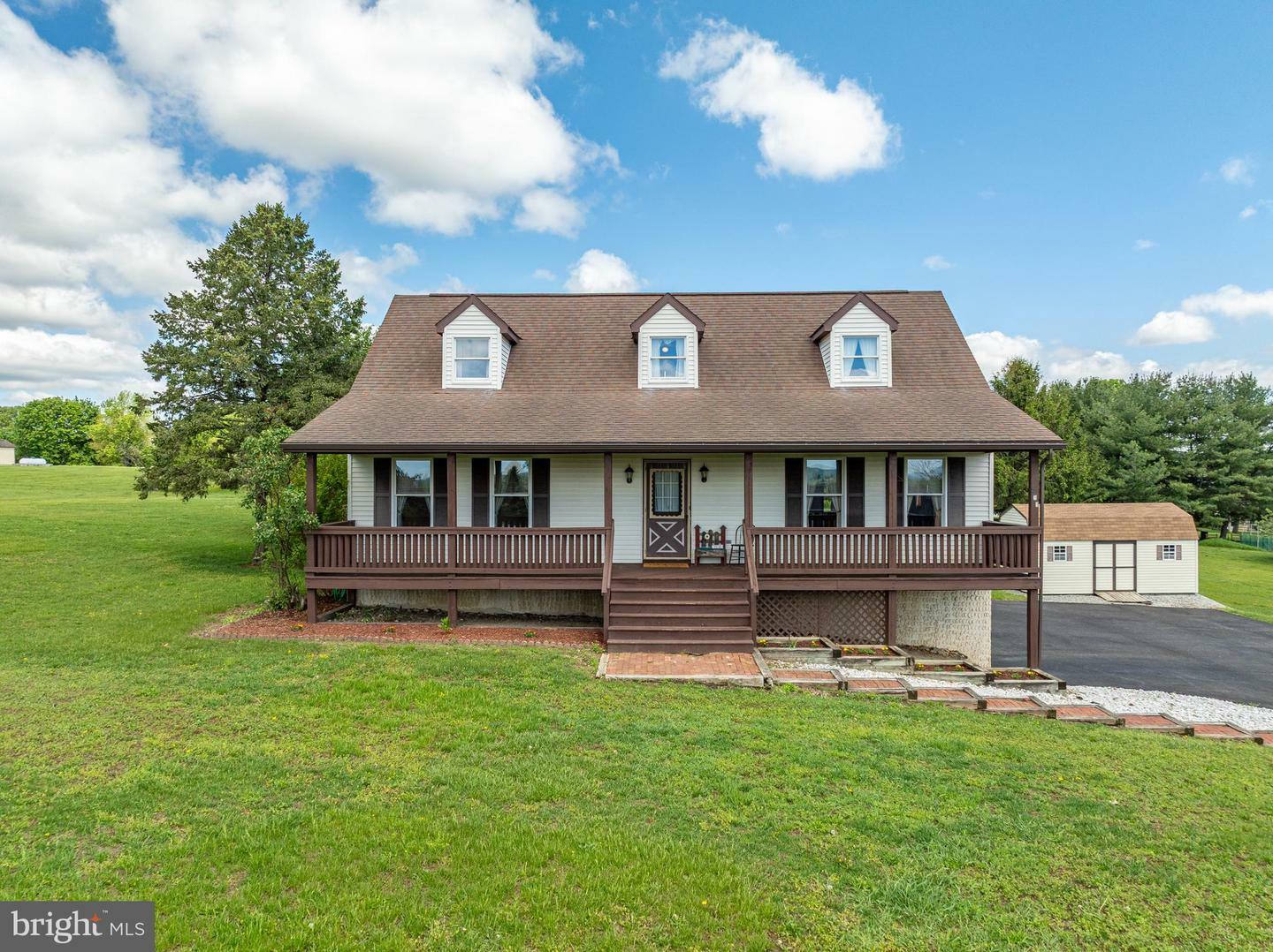 440 Sleepy Hollow Drive  Mohrsville PA 19541 photo