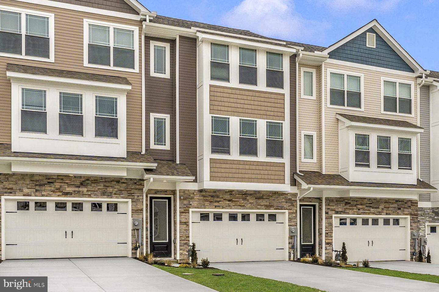Property Photo:  520 Bartholomew Drive  PA 17268 