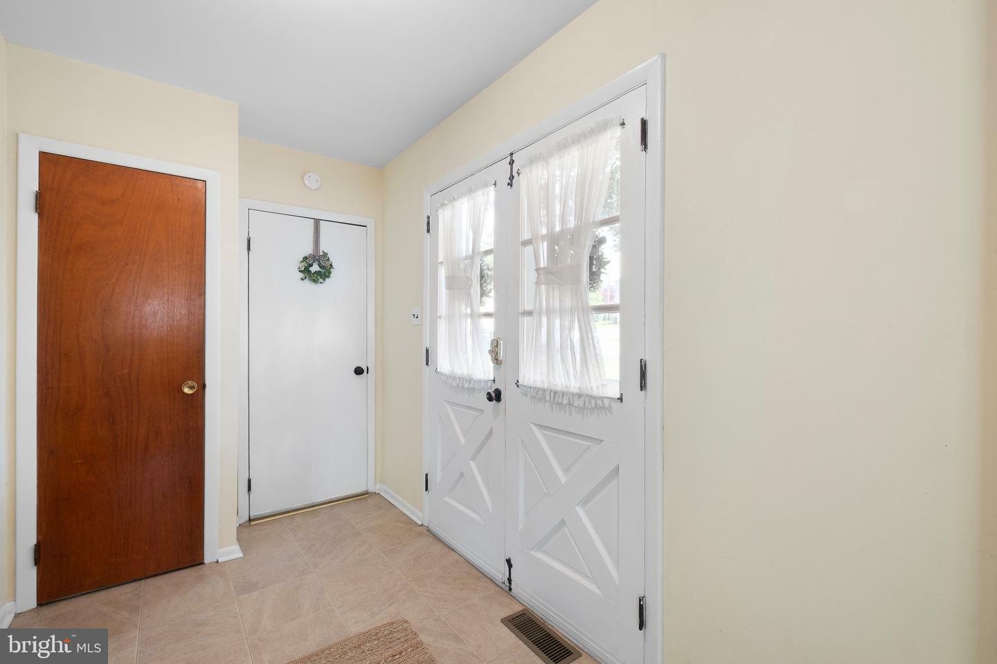 Property Photo: 2605 Dartmouth Woods Road DE 19810