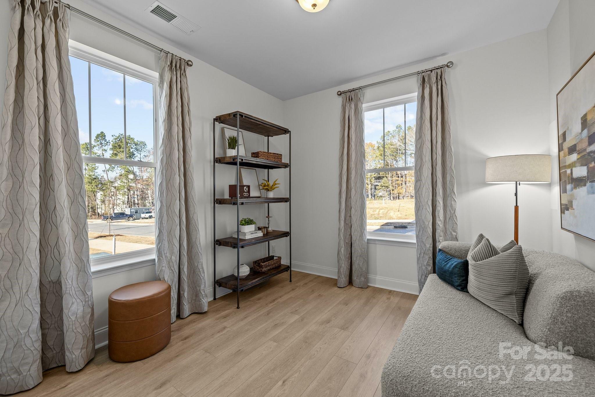 Property Photo: 7208 Westrow Avenue 34 End NC 28278