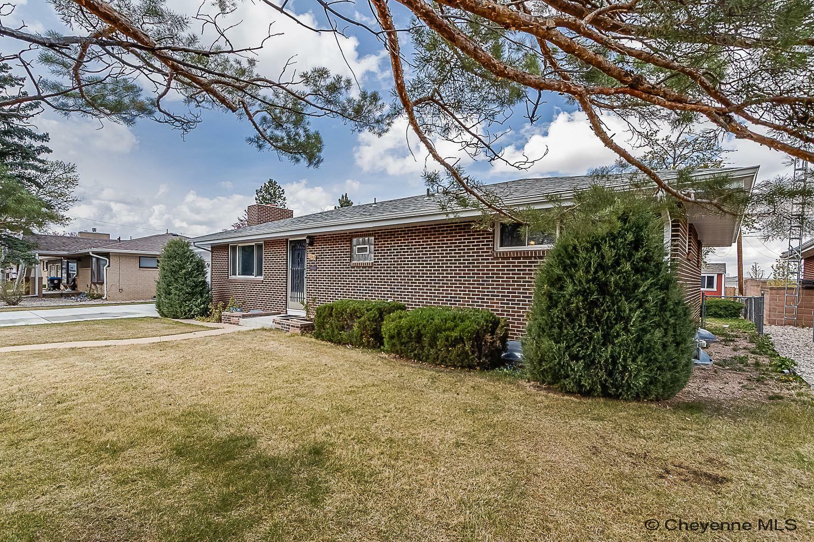 Property Photo: 1846 Cheshire Dr WY 82001