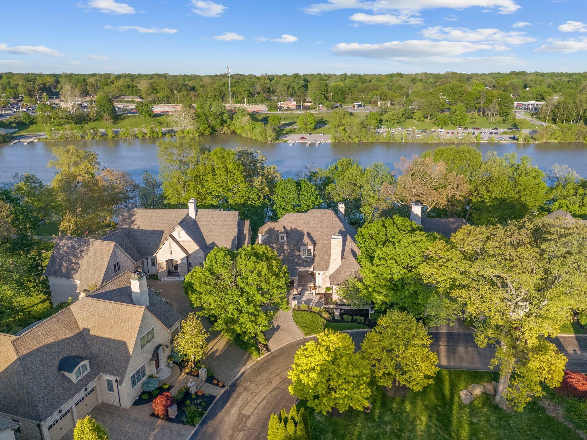 Property Photo: 3450 River Rhone Lane OH 43221
