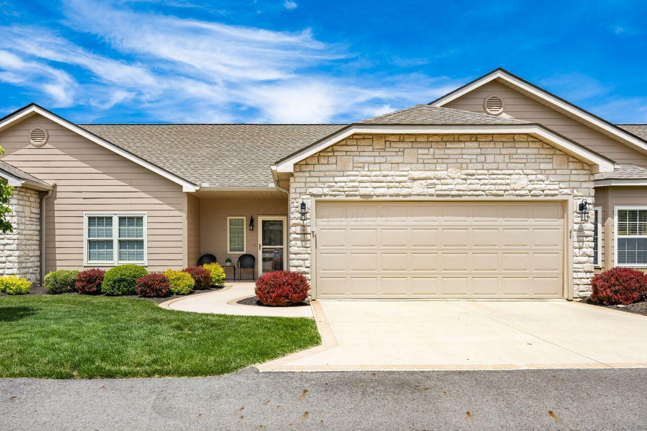 Property Photo: 4 Claire Court OH 43113