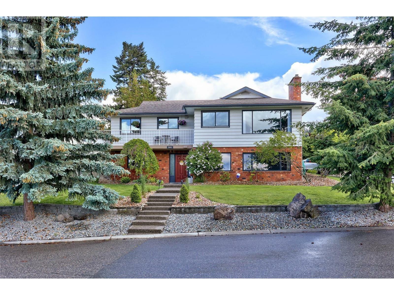 2091 Holyrood Place  Kamloops BC V1S 1E7 photo