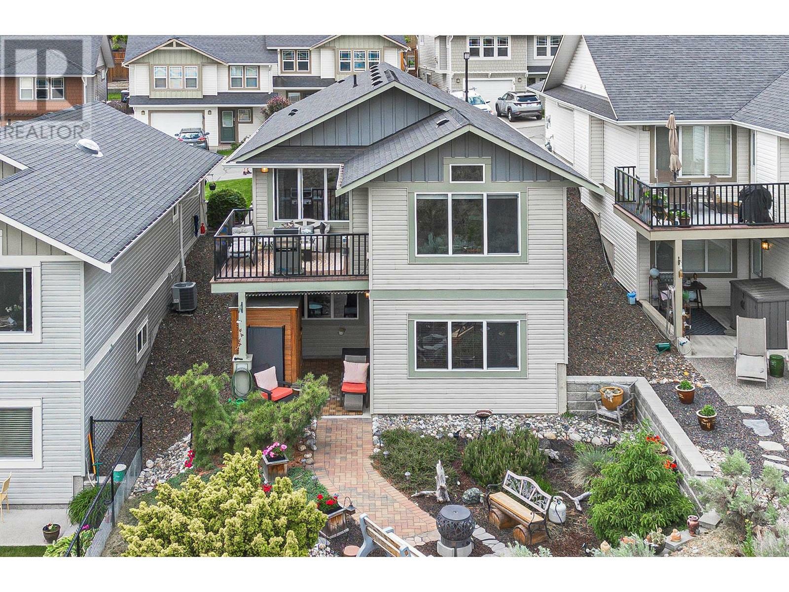 Property Photo: 900 Stagecoach Drive 26 BC V2B 0B7