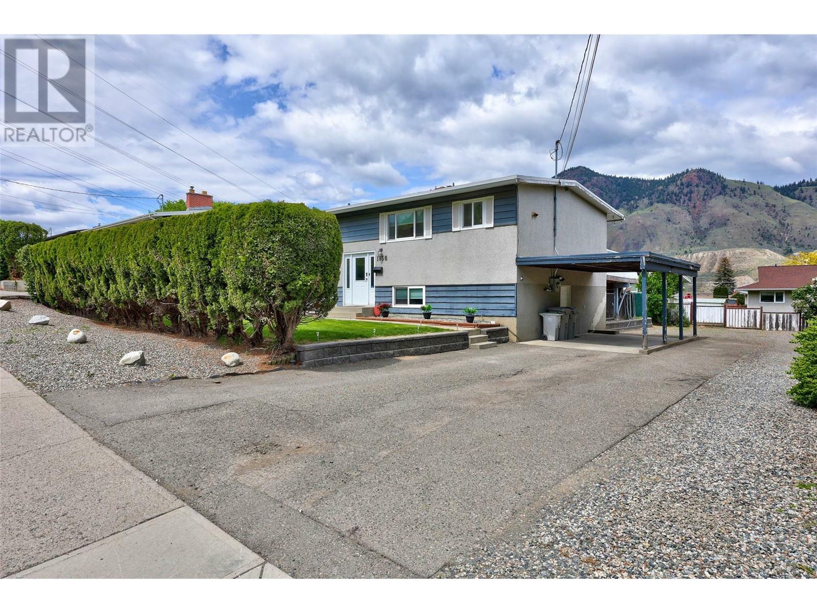 Property Photo:  1936 Valleyview Drive  BC V2C 4B9 