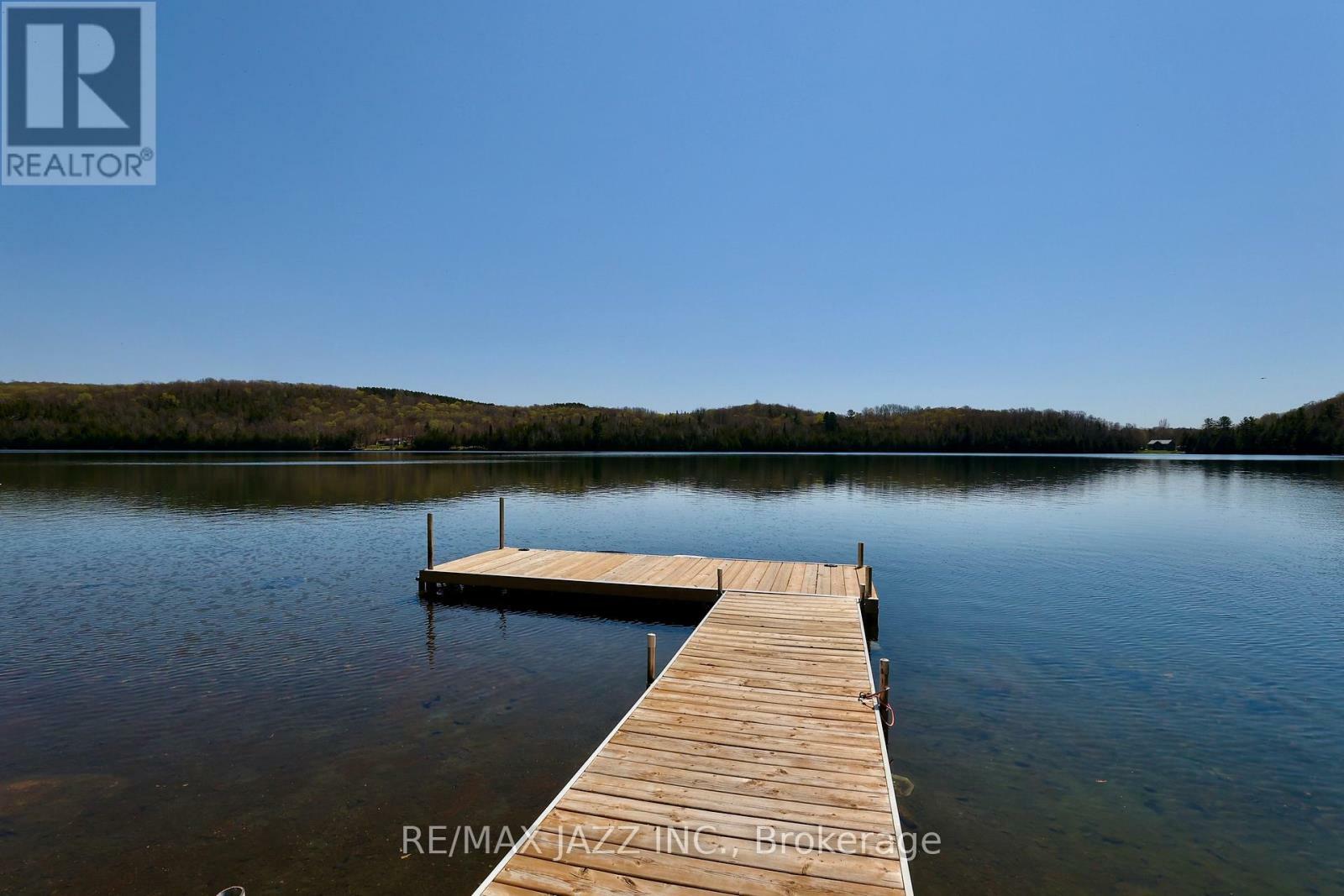 Property Photo: 8 Willys Lane ON K0J 2E0