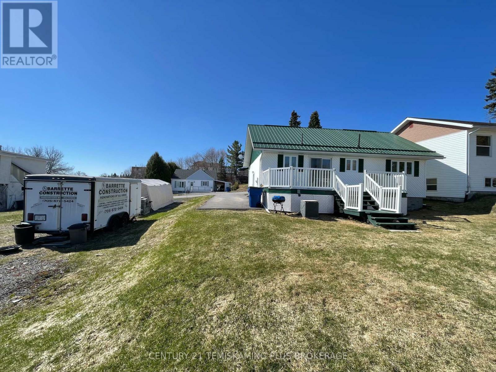 Property Photo: 369 Amwell Street ON P0J 1K0