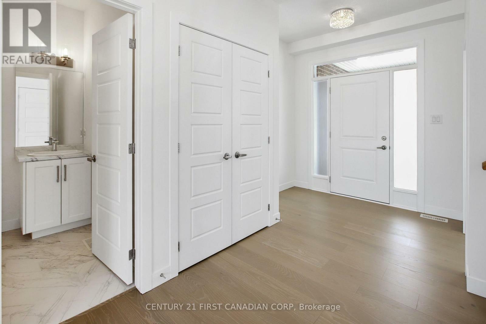 Property Photo: 30 Spruce Crescent ON N0M 2K0