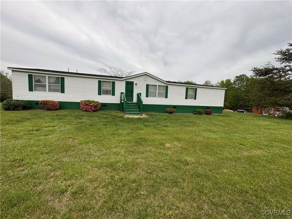 Property Photo: 1455 Hendricks Road VA 23958