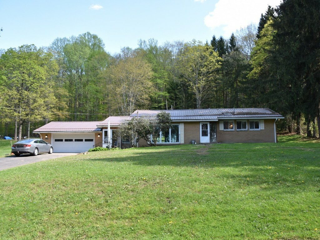 Property Photo: 17147 Carline Drive PA 16335