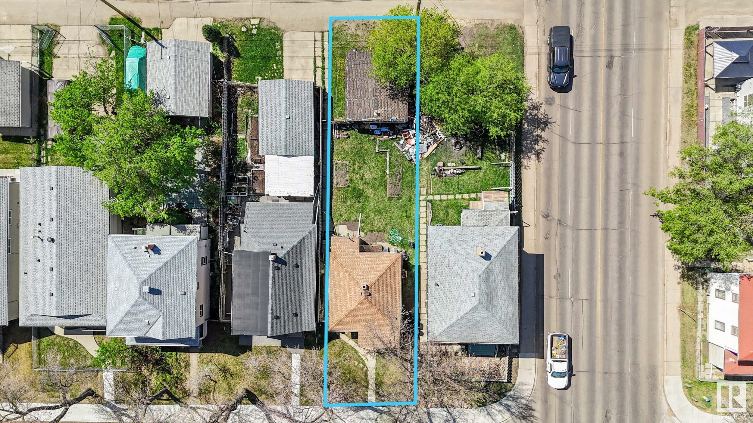 Photo de la propriété: 10730 93 Street NW AB T5H 1Y3