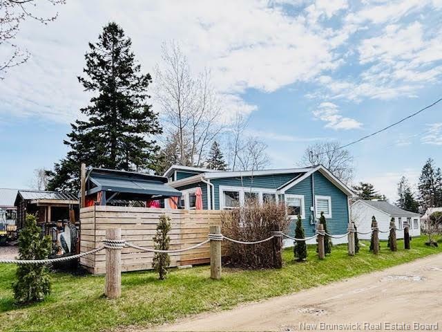 44 Bay Drive  Pointe-Du-Chêne NB E4P 3V4 photo