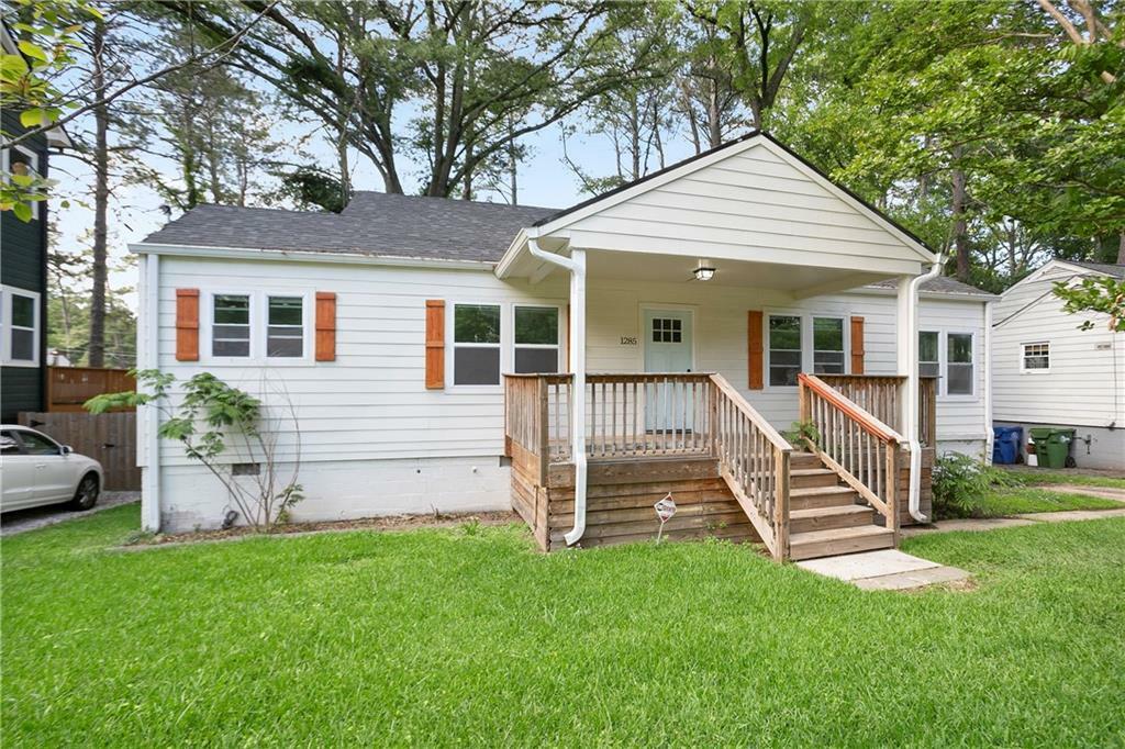 Property Photo: 1285 Avon Avenue SW GA 30310