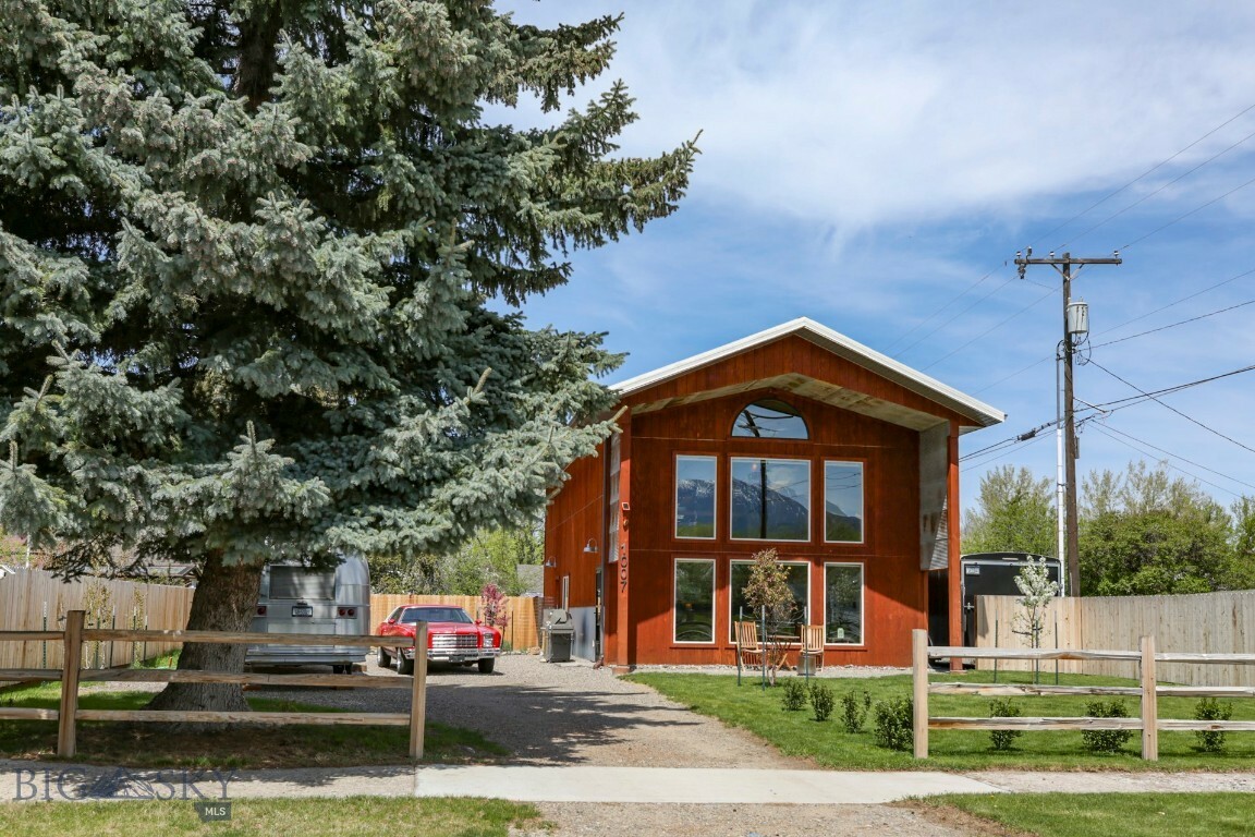 1007 E Geyser  Livingston MT 59047 photo