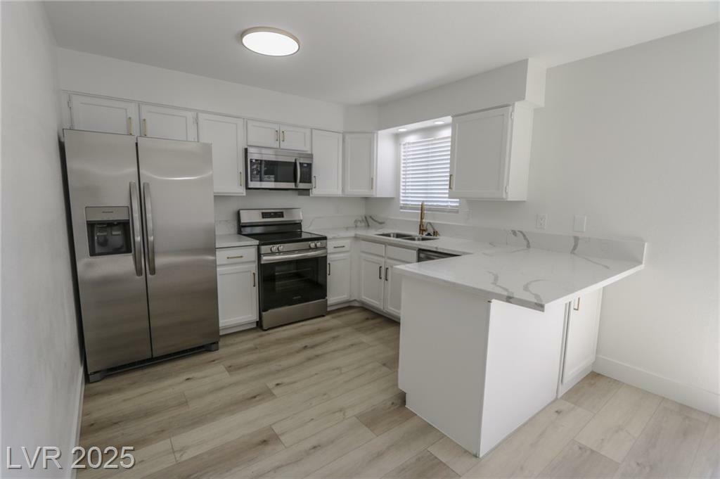 Property Photo: 134 Saint Albans Drive NV 89015