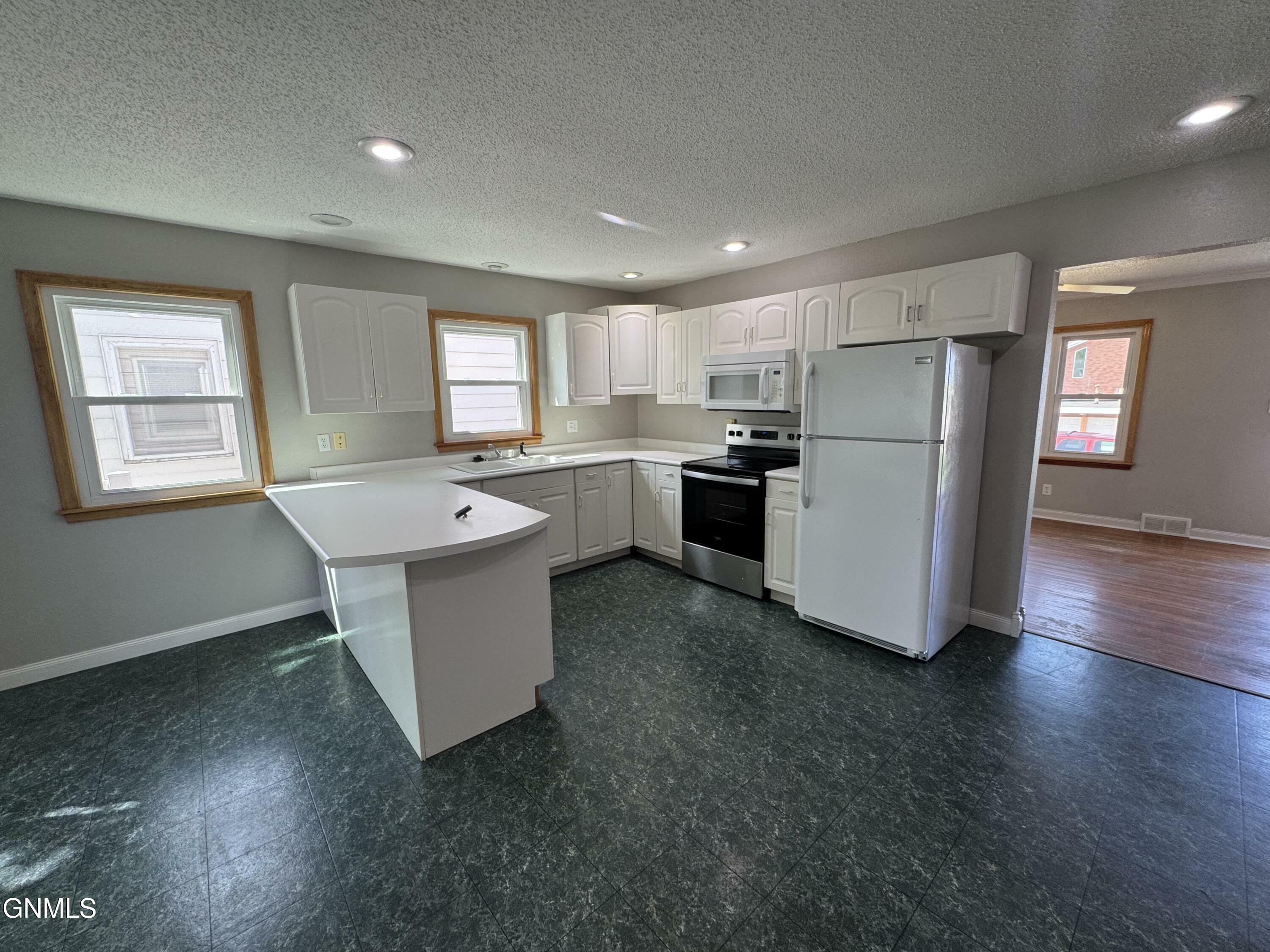Property Photo: 1329 14th Street N ND 58501