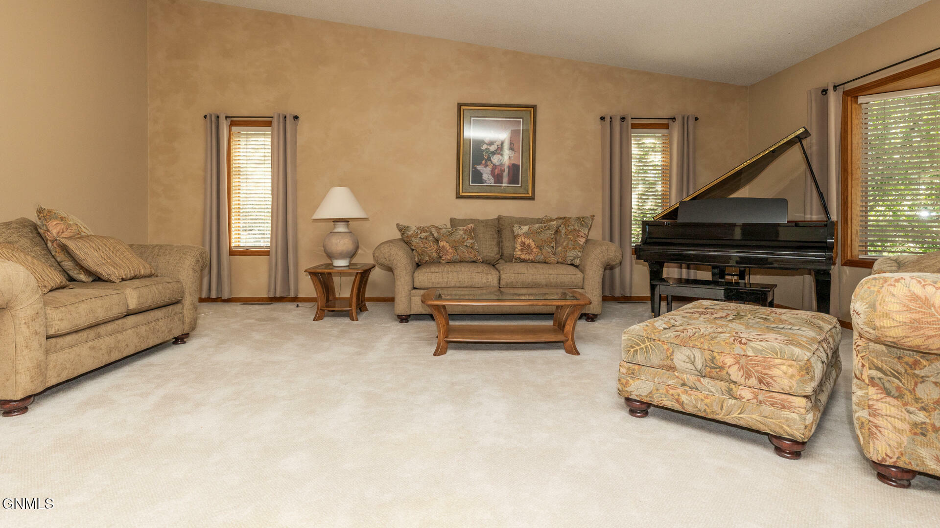 Property Photo: 938 Columbine Lane ND 58501