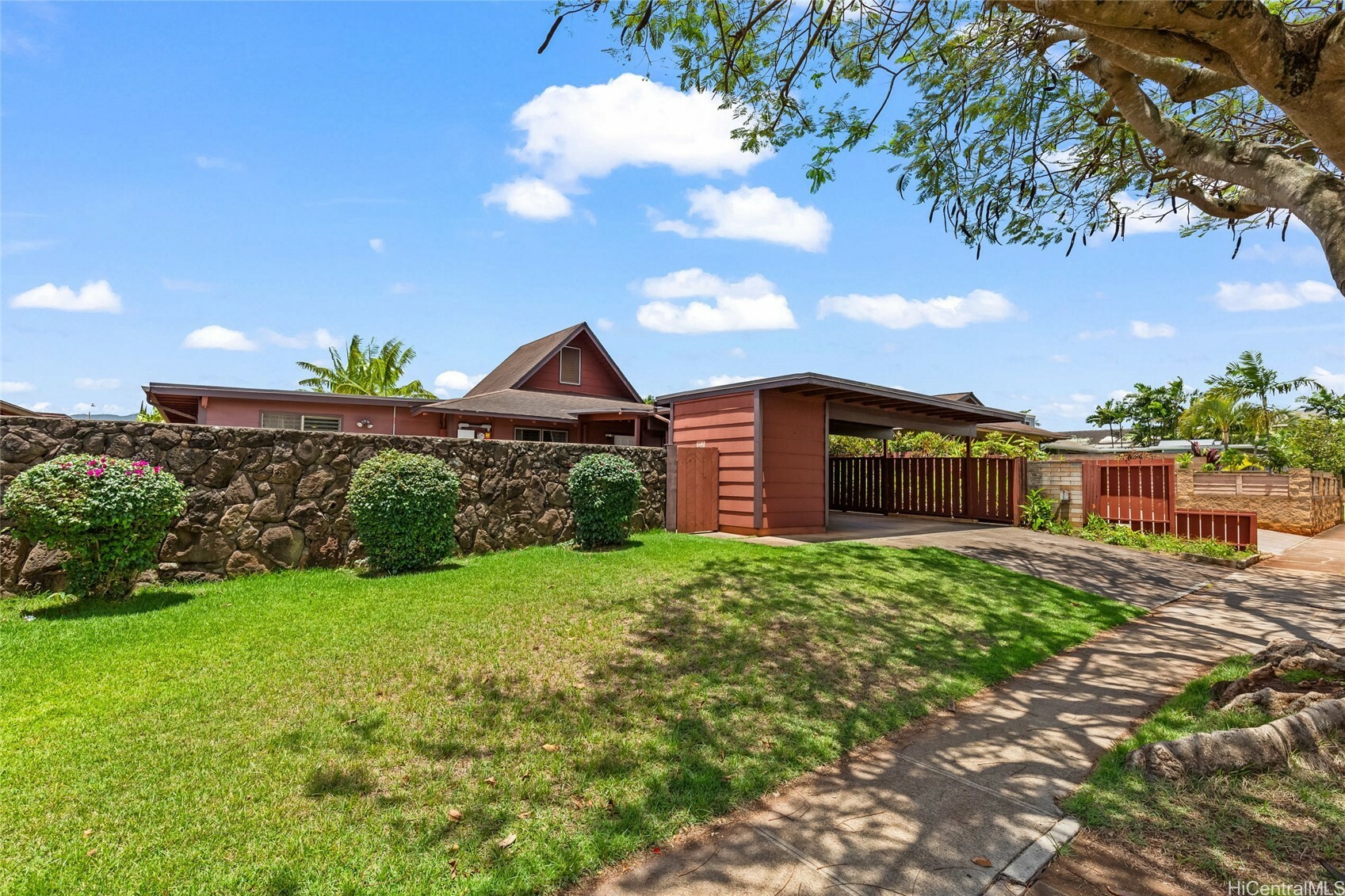 94-265 Anania Drive  Mililani HI 96789 photo