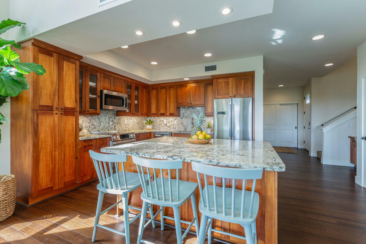 Property Photo:  2611 Kiahuna Plantation Dr 4G  HI 96756 