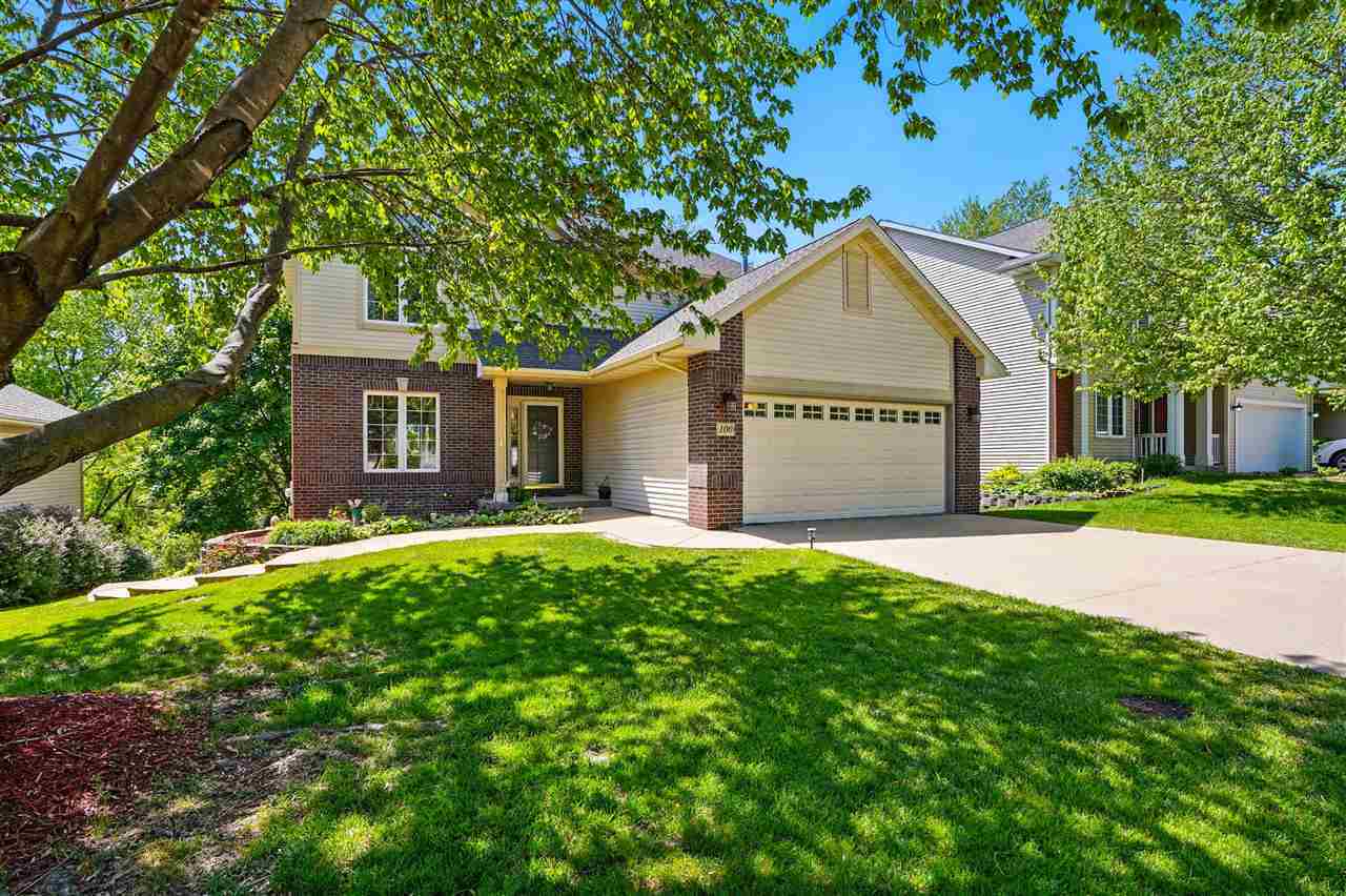 Property Photo: 100 E Dovetail Dr. IA 52241