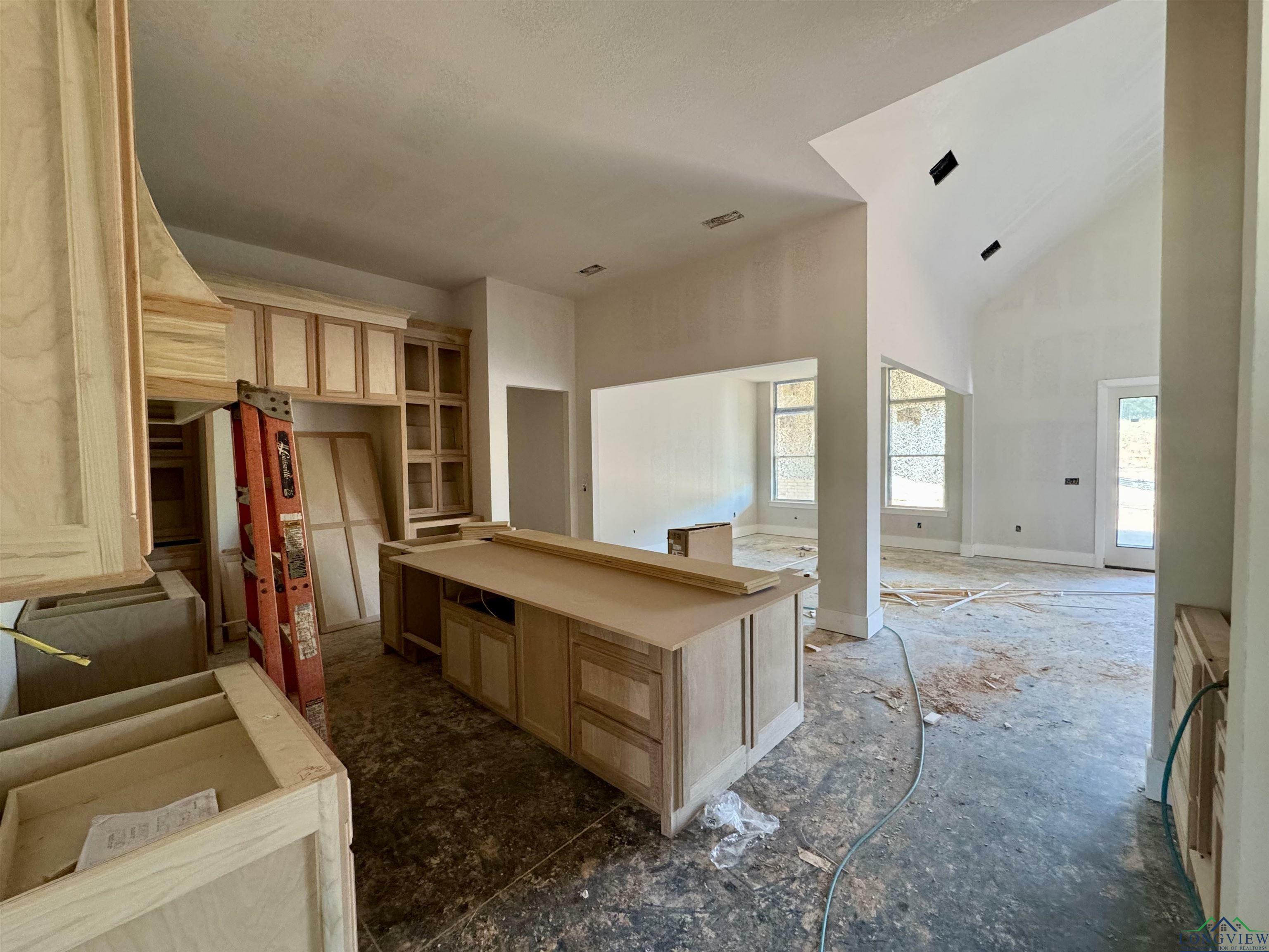 Property Photo: 205 Shortleaf TX 75605