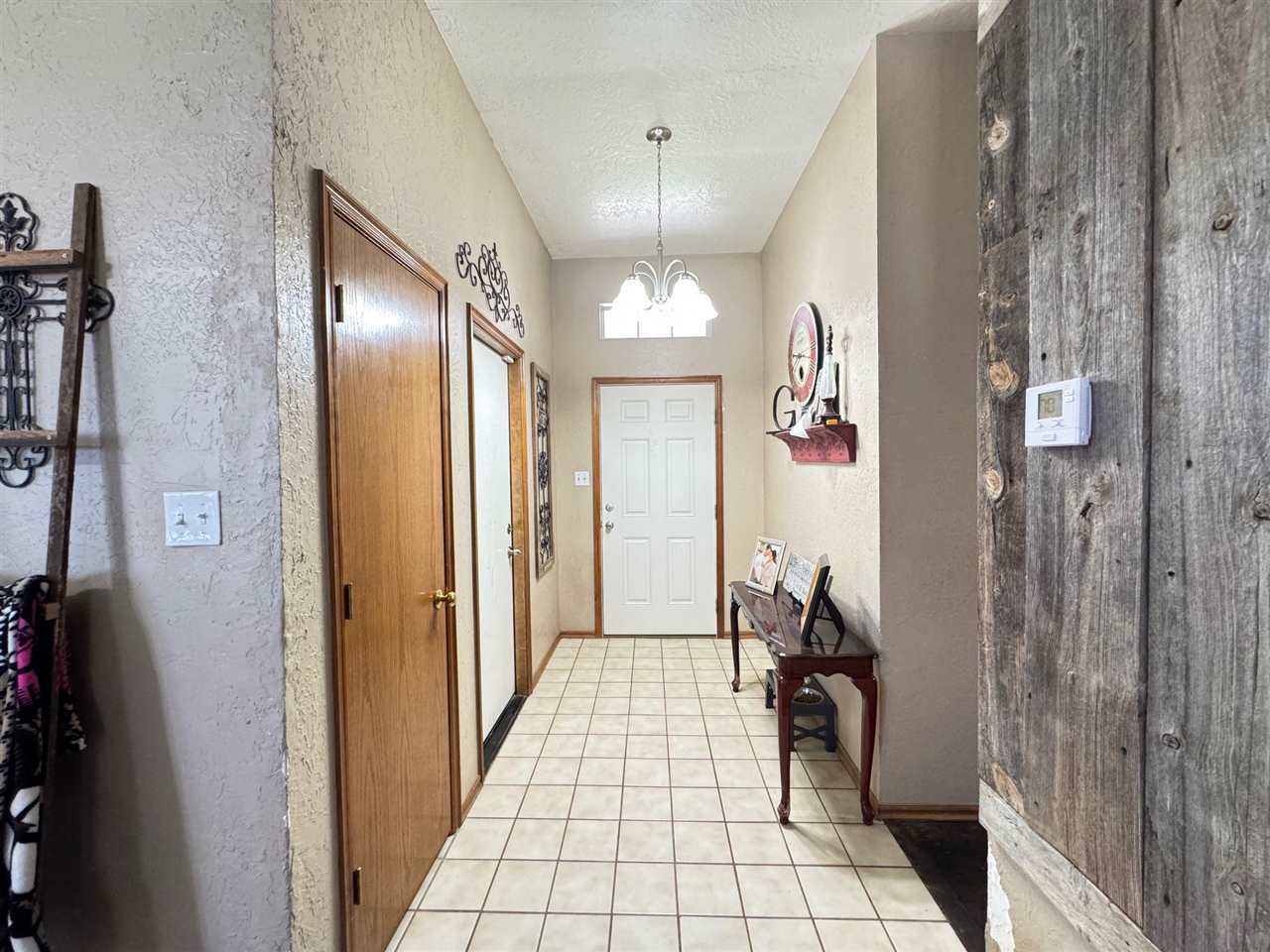 Property Photo: 739 N 4th St OK 73029