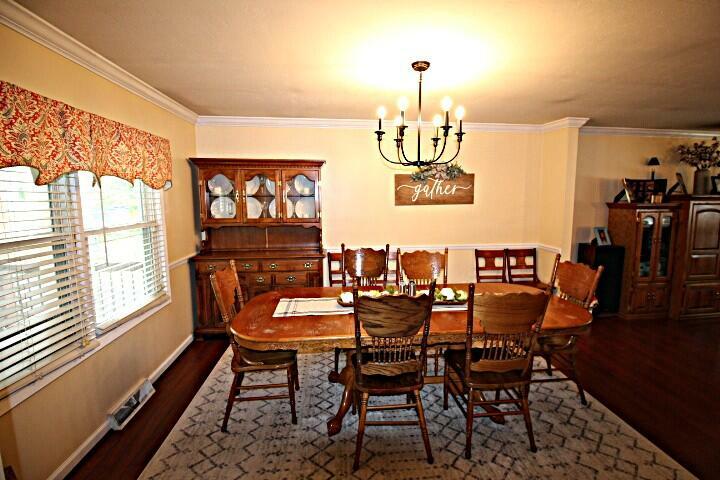 Property Photo: 165 Bellemeade Drive KY 40601