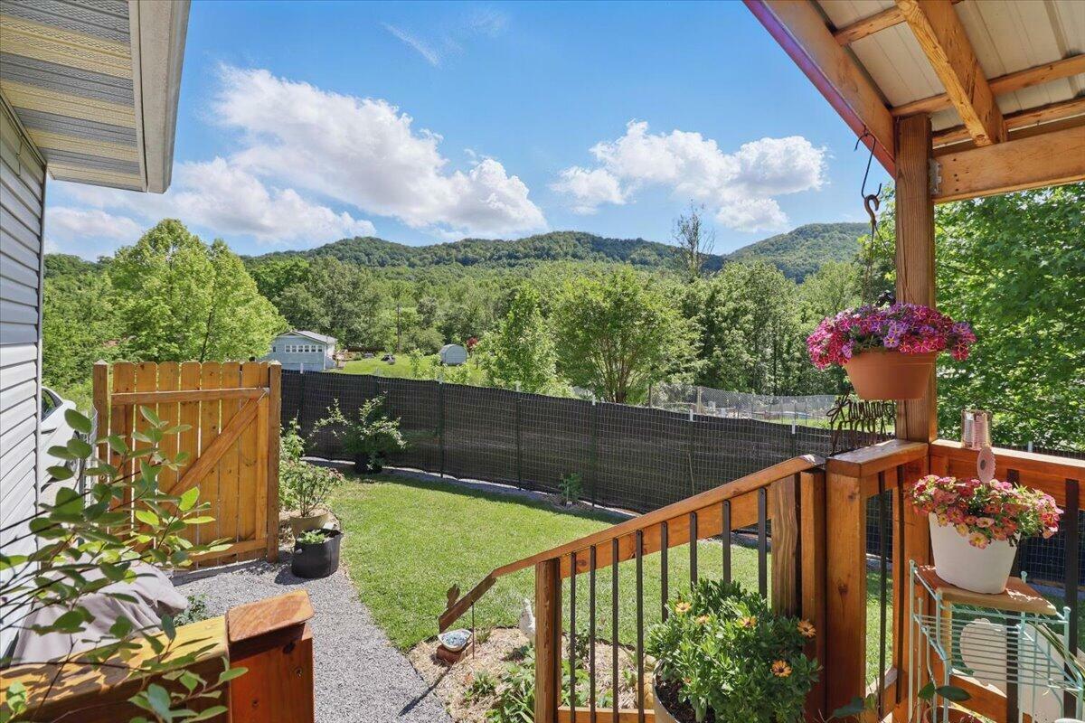 Property Photo: 164 Walker Lane KY 40965