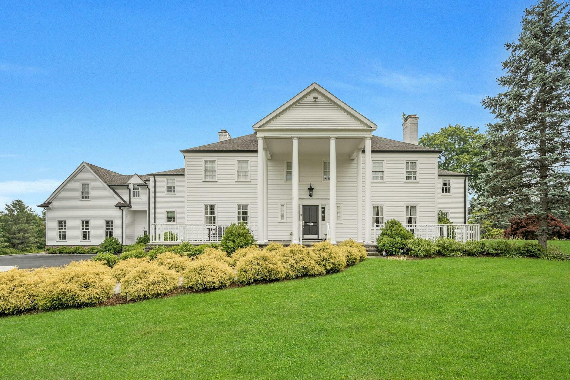 Property Photo: 1331 Fairhills Drive NY 10562