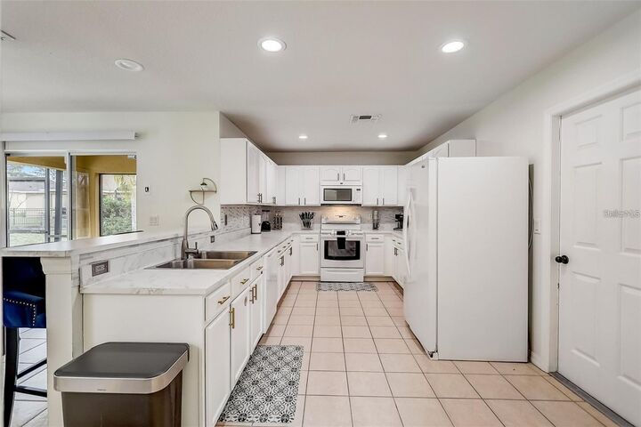 Property Photo: 253 Granada Boulevard FL 33837
