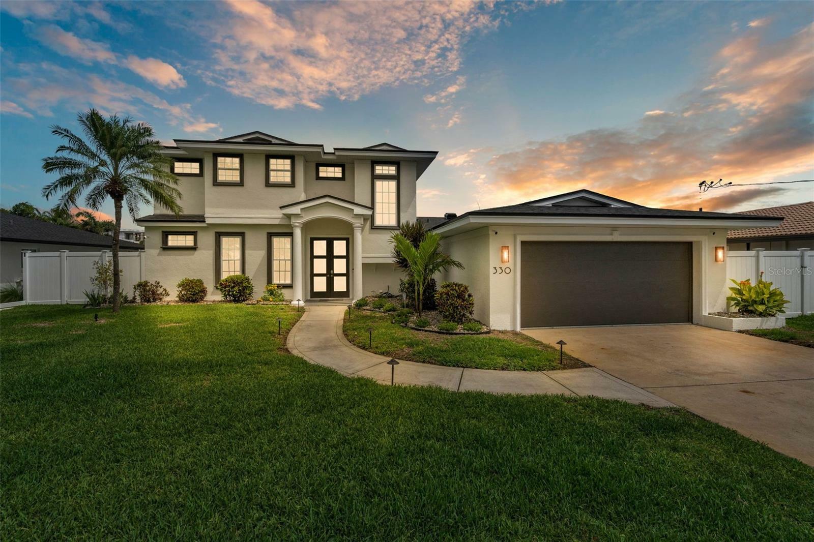 Property Photo: 330 Palm Island NE FL 33767