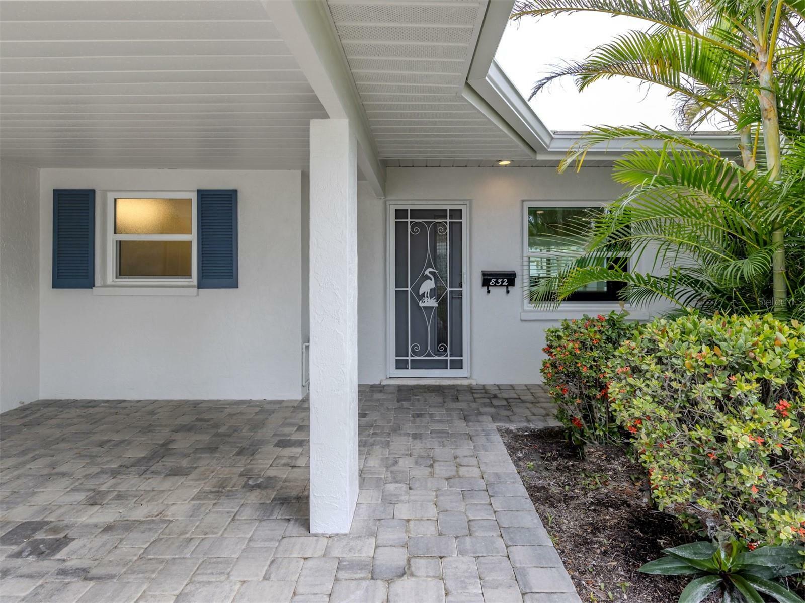 Property Photo: 832 Whitecap Circle 5 FL 34285