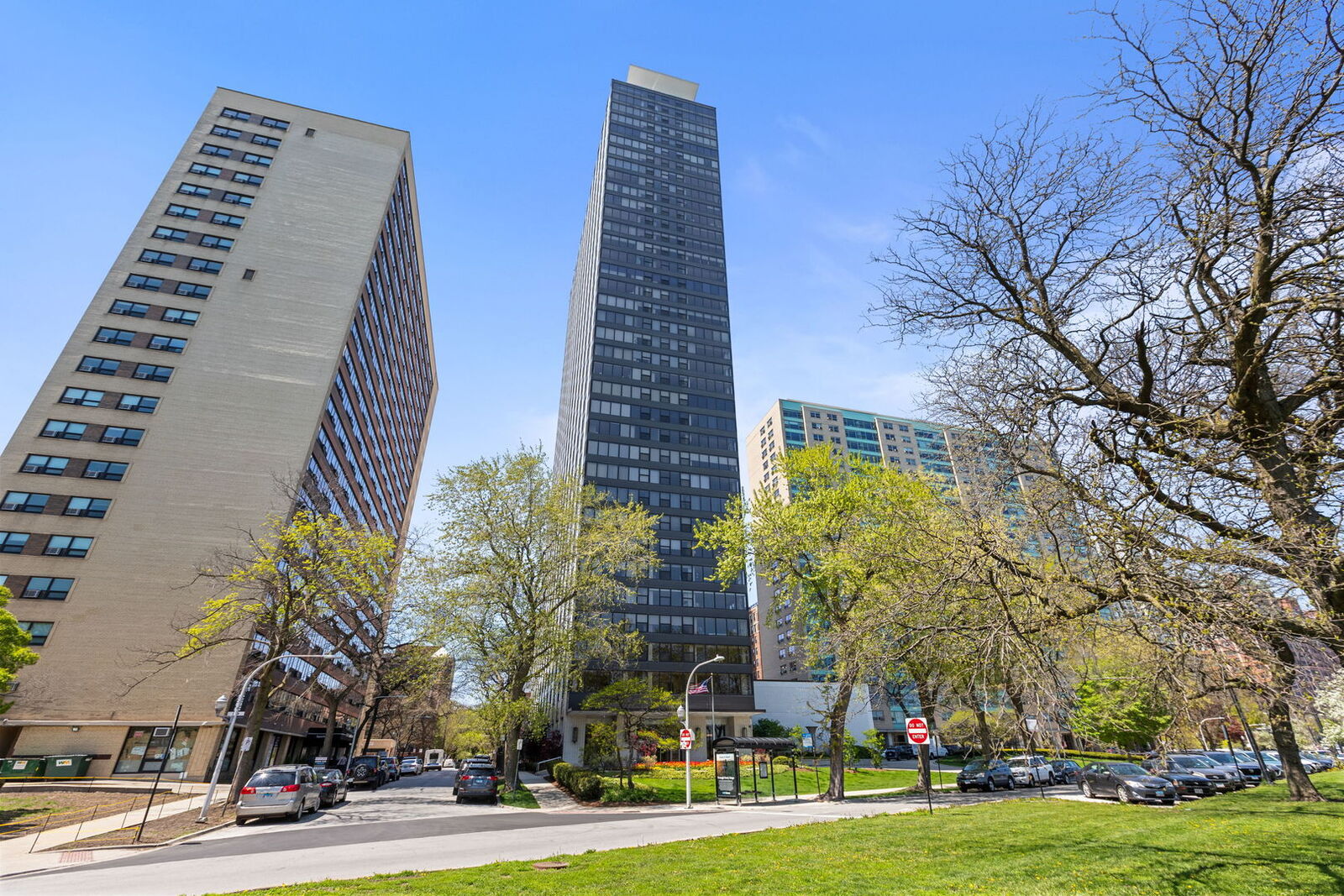 Property Photo: 3150 N Lake Shore Drive 30C IL 60657