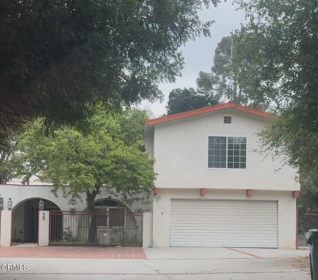Property Photo: 4800 Topeka Drive CA 91356