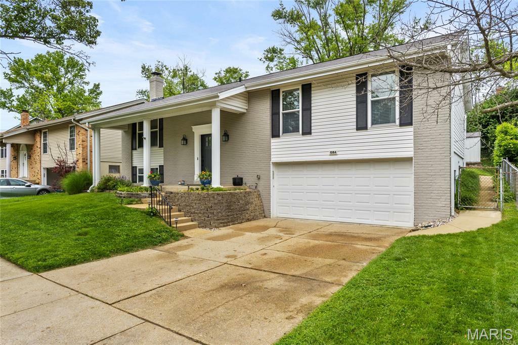 Property Photo: 1064 Pinrun Drive MO 63011
