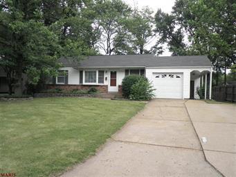 Property Photo: 225 Saint Anthony Lane MO 63031