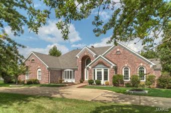16619 Kehrsgrove Drive  Chesterfield MO 63005 photo