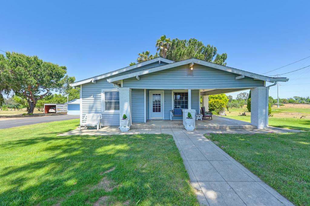 Property Photo: 3510 Vineyard Road CA 95747