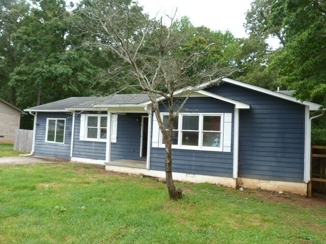 Property Photo:  114 Bruce St  TN 37345 