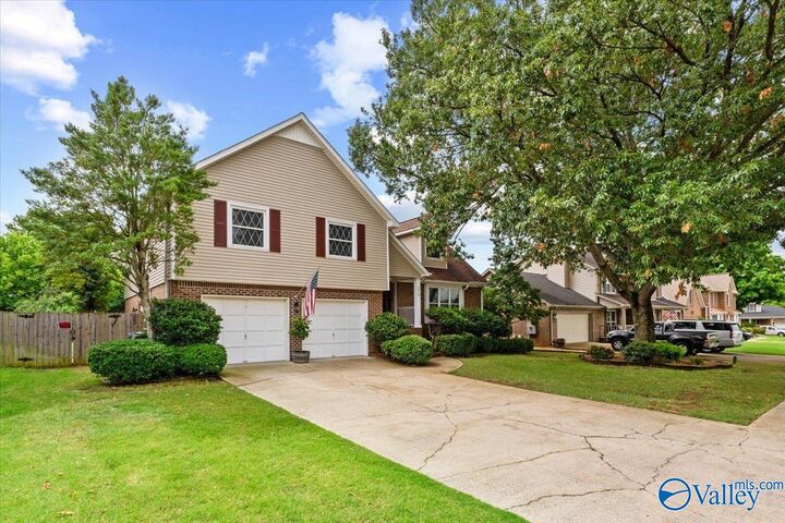 Property Photo: 1210 Chesser Drive AL 35803