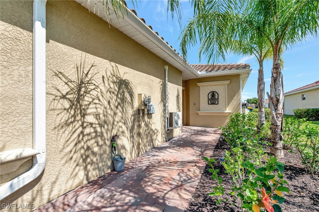 Property Photo: 2065 Tamarron Lane FL 34120